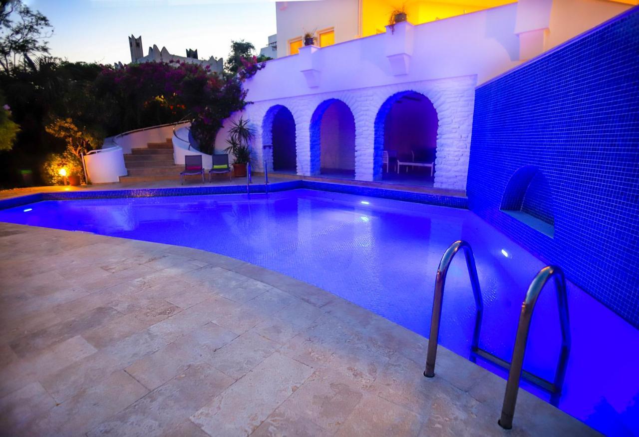 Flag Suites +12 Bodrum Kültér fotó