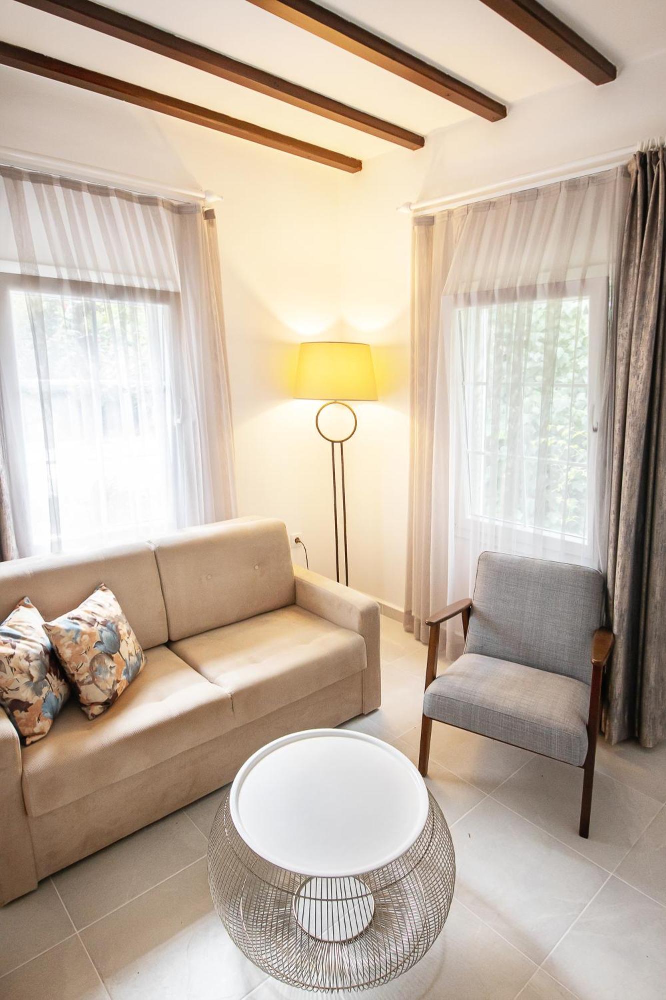 Flag Suites +12 Bodrum Szoba fotó